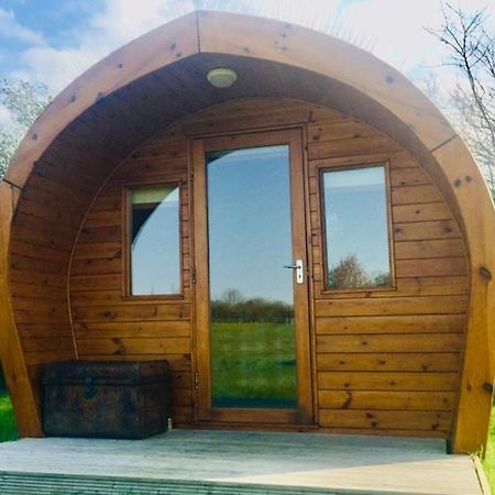 The Oaks Glamping - Pips Cabin Colkirk エクステリア 写真